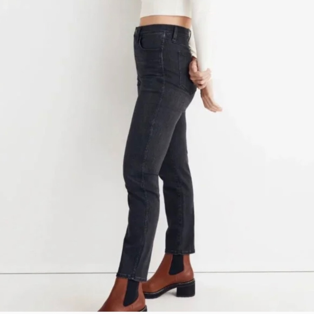 Madewell Slim Straight Leg in black "Richgrove Wash" Size 28 Tall - Picture 2 of 15